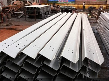 沧州C、Z型钢外形性能及产品优势
